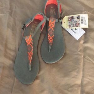 Toms “Playa” sandals, size 9; women’s; “Neon Denim”, NWT but no box